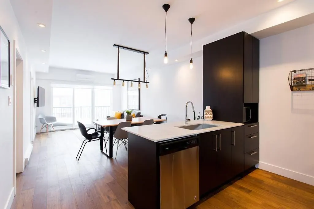 Sleek Condo In The Heart Of Little Italy By Den Stays Montreal 0*,  Canada
